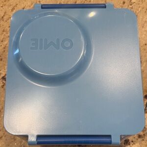 OMIE Light Blue Bento-Style Food Storage Box
